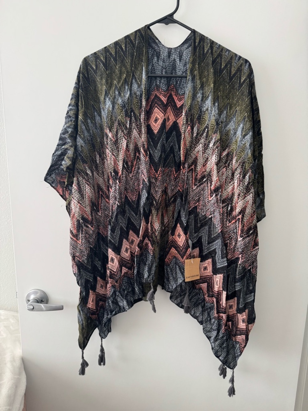 EARTHBOUND Multicolor Patterned Tassel Kimono